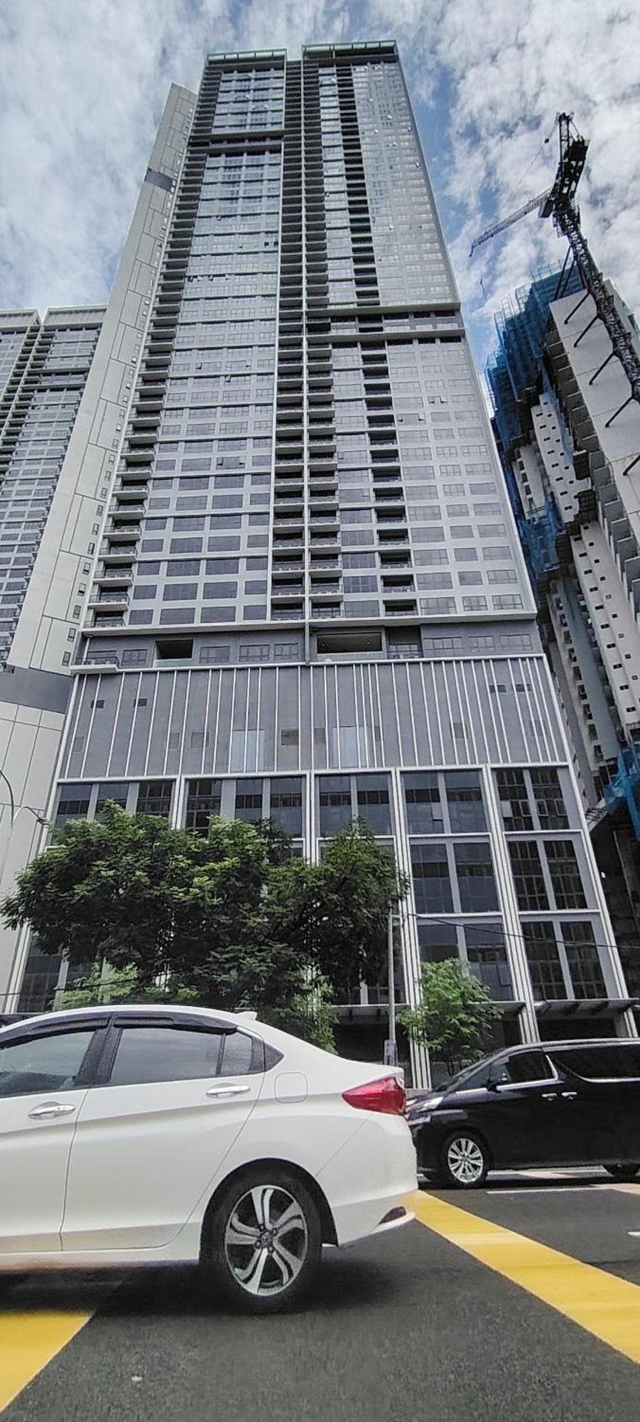 Agile Residences By Luna Apartment
