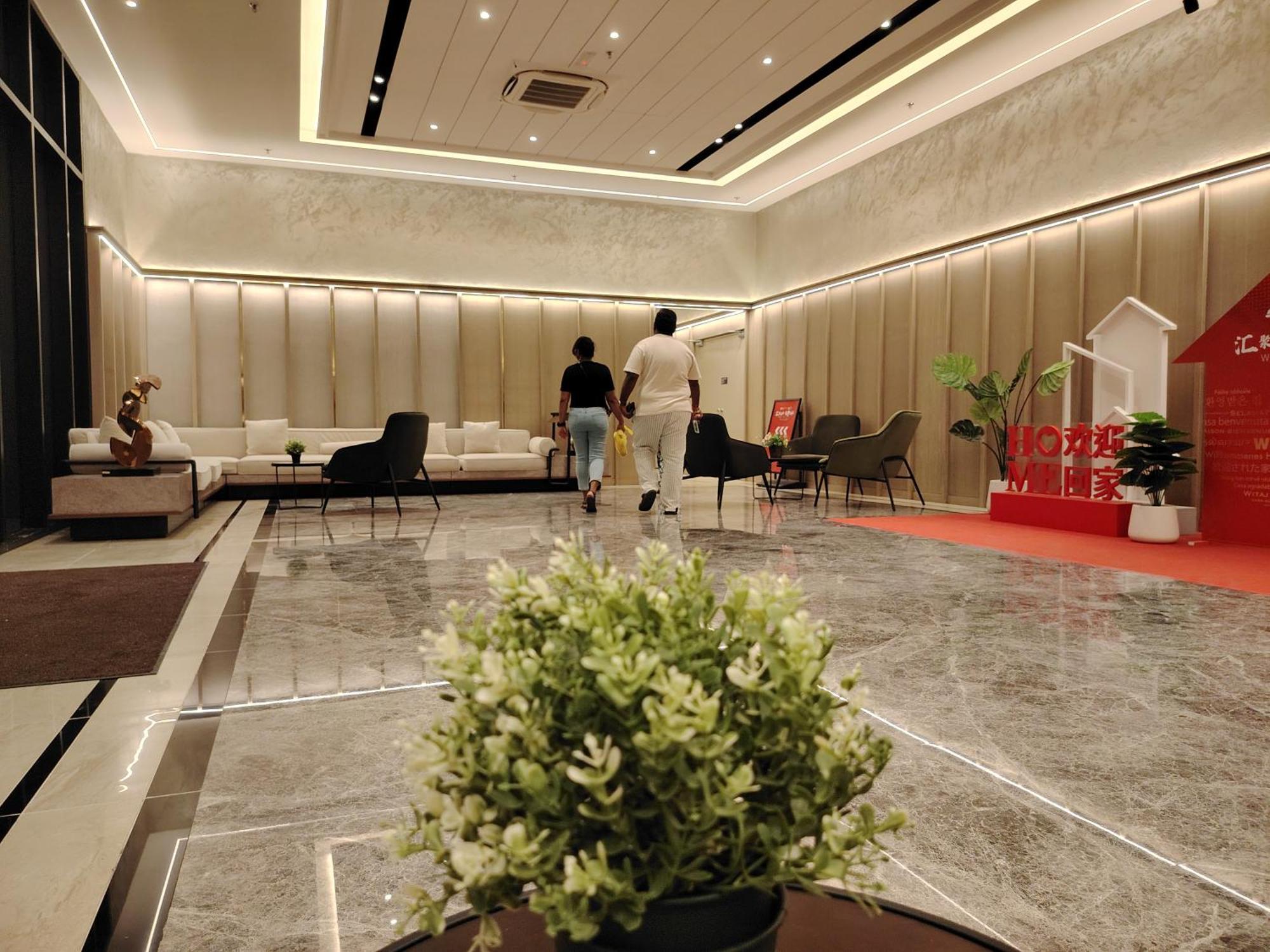 Agile Residences By Luna Apartment